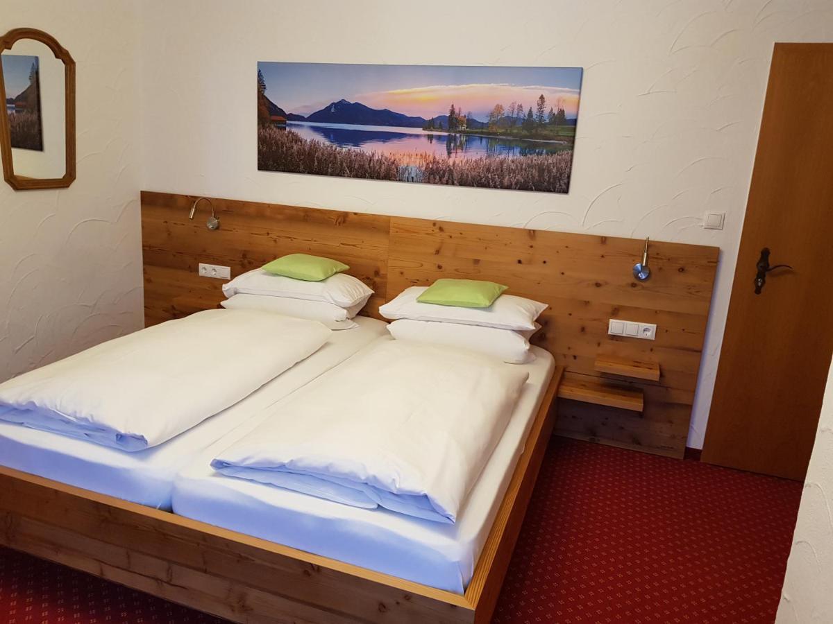 Fruehstueckspension Gaestehaus Zum Weissen Roessl Валгау Екстериор снимка